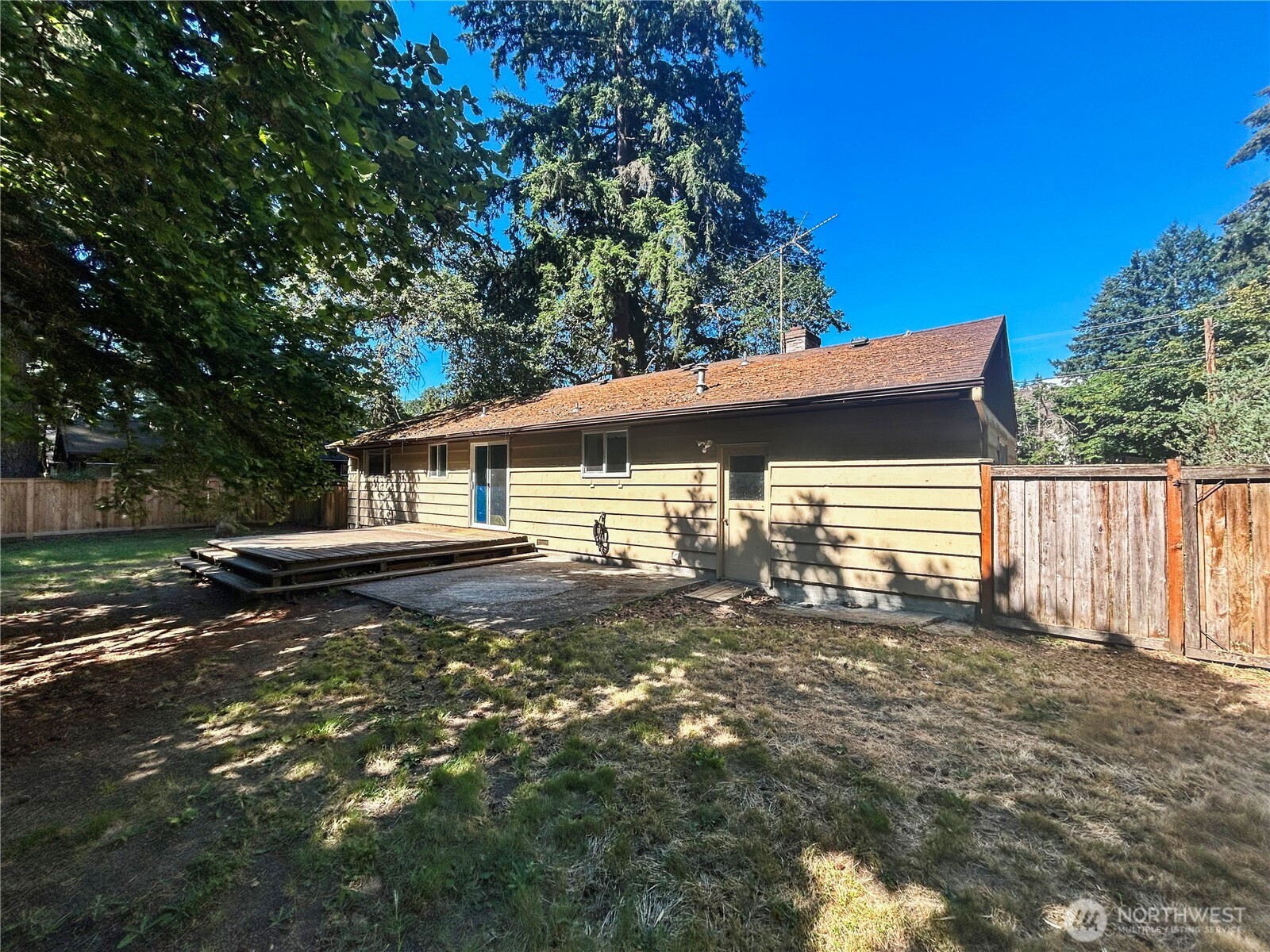 11717 83rd Avenue Property Photo 23