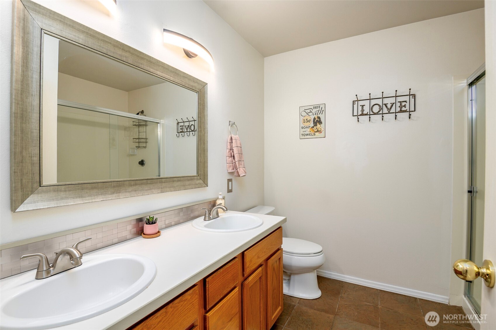 4802 Nassau Avenue 104 Property Photo 20