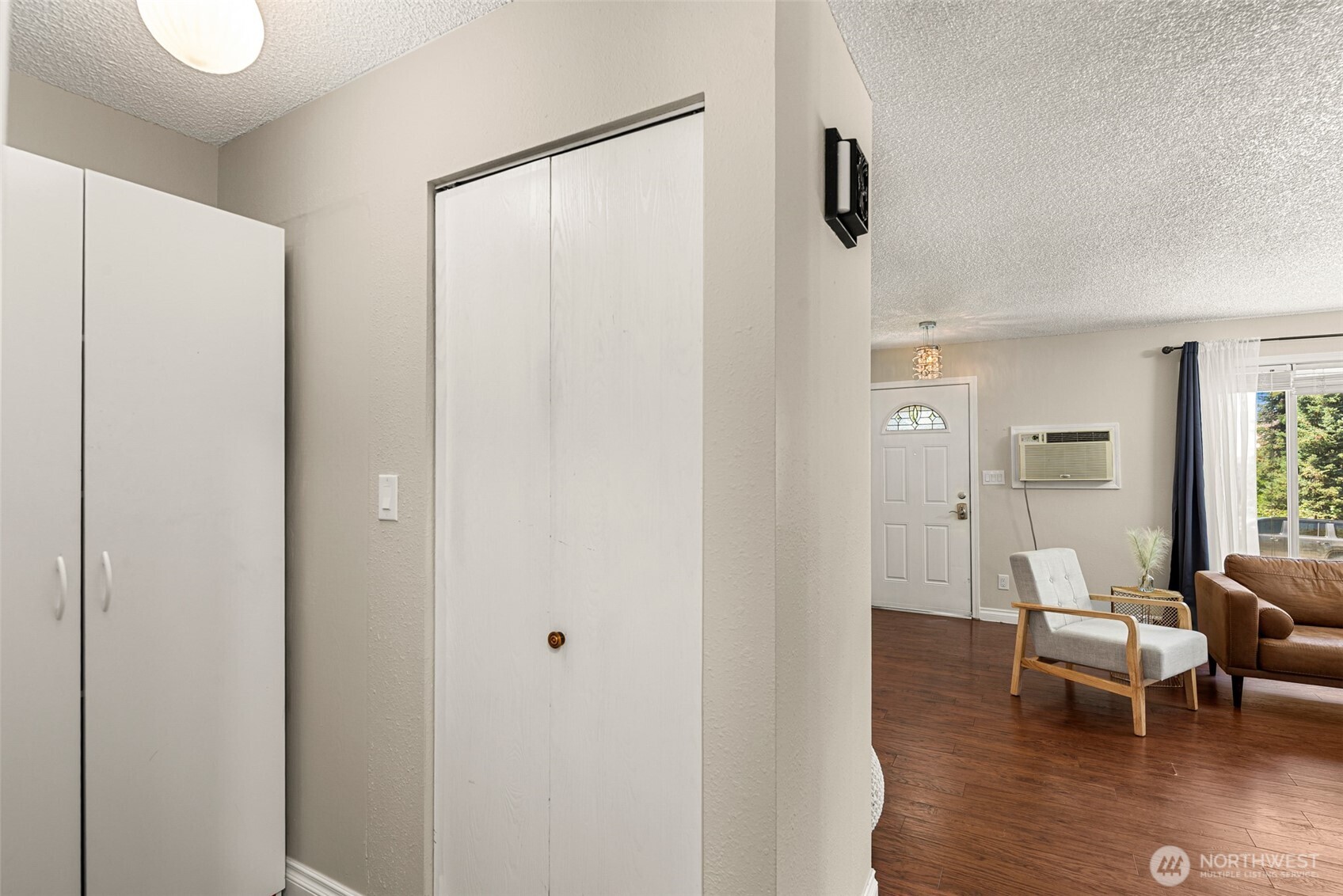 593 Rolfs Place Property Photo 19