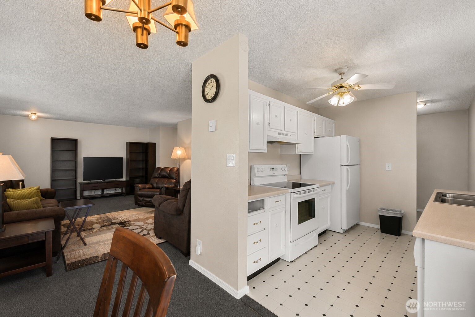 593 Rolfs Place Property Photo 31