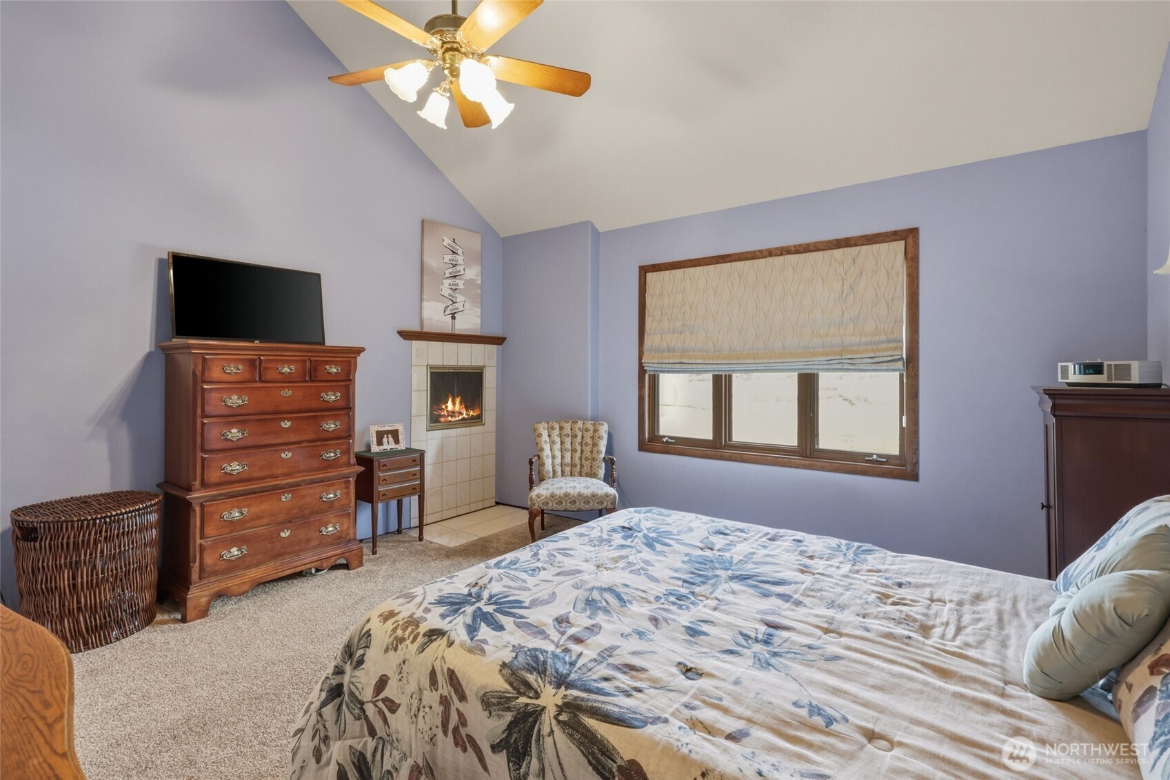 32 Thompson Lane Property Photo 14