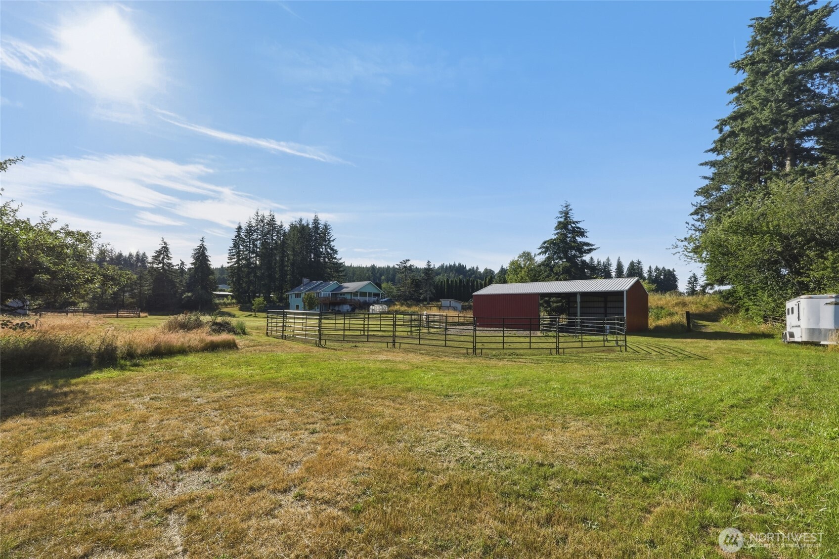 32 Thompson Lane Property Photo 28