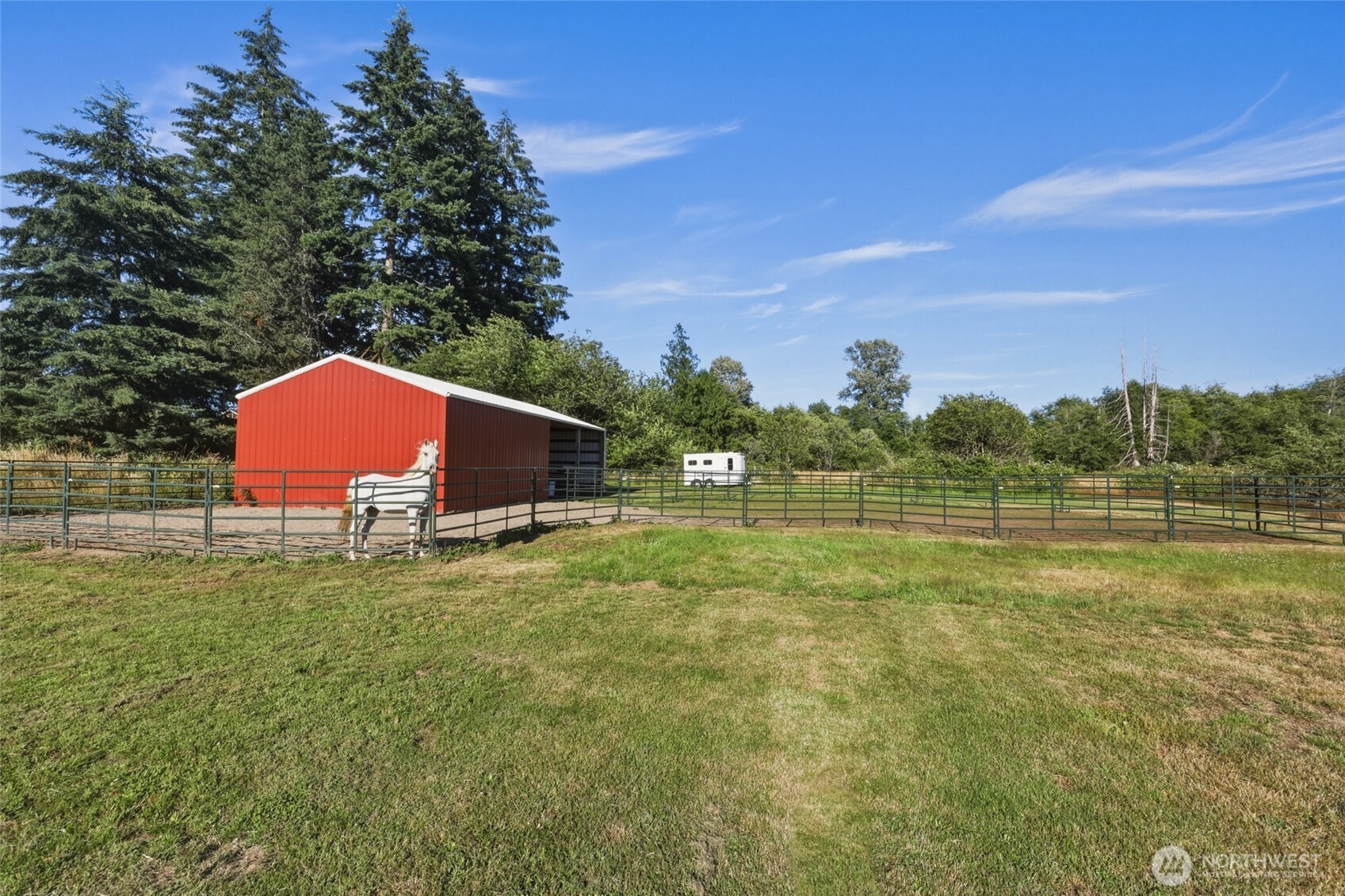 32 Thompson Lane Property Photo 34