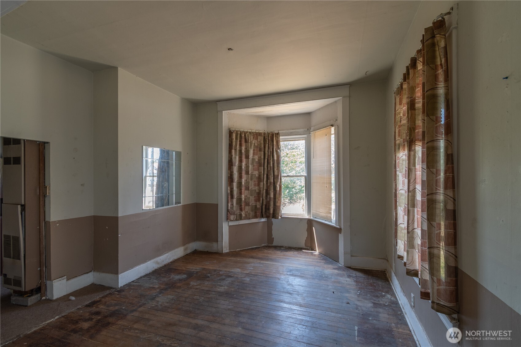 2614 S 54th Street Property Photo 5