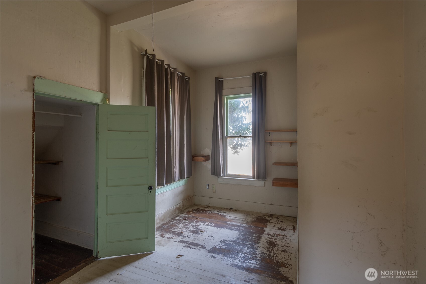 2614 S 54th Street Property Photo 10