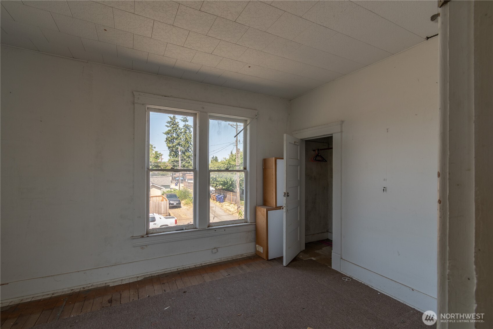 2614 S 54th Street Property Photo 11