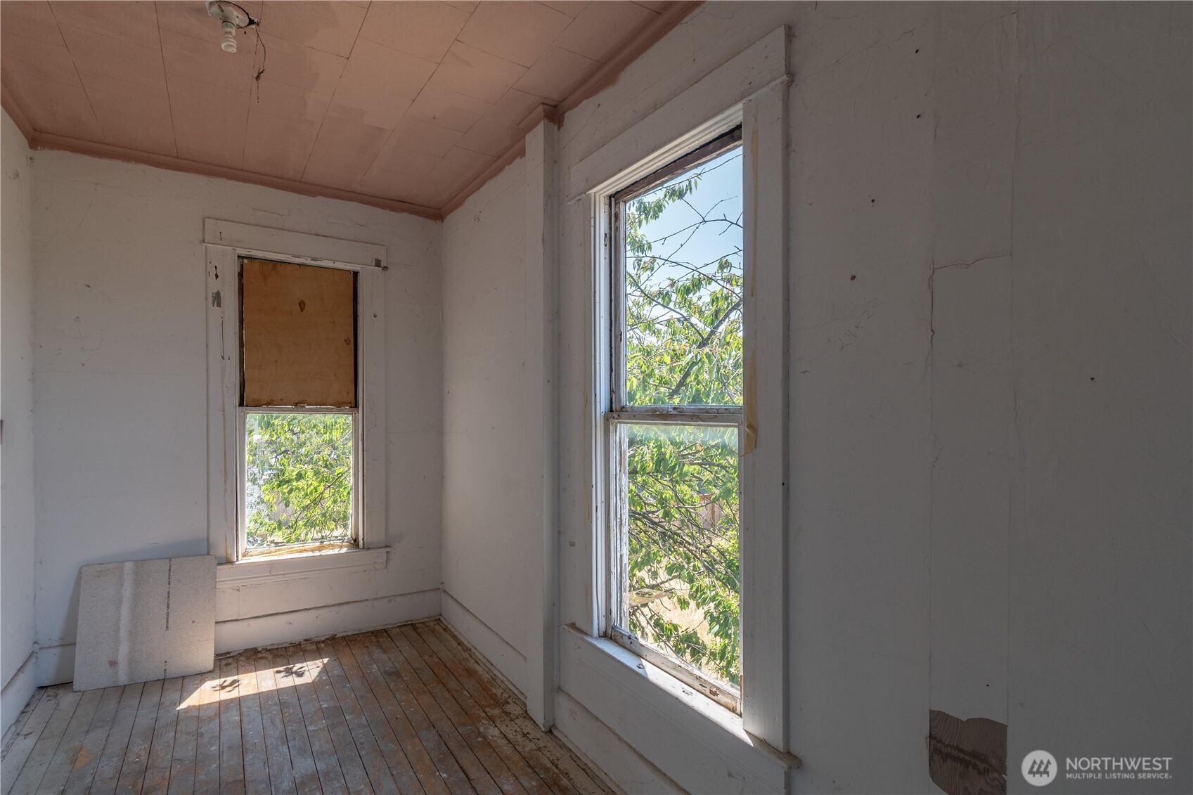 2614 S 54th Street Property Photo 12