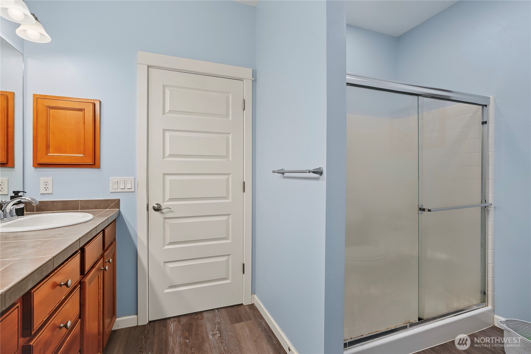2978 Martin Place Property Photo 14