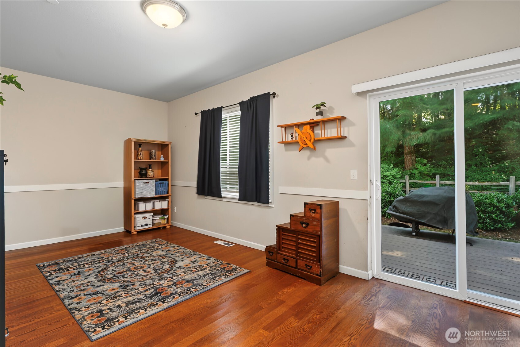 2978 Martin Place Property Photo 16