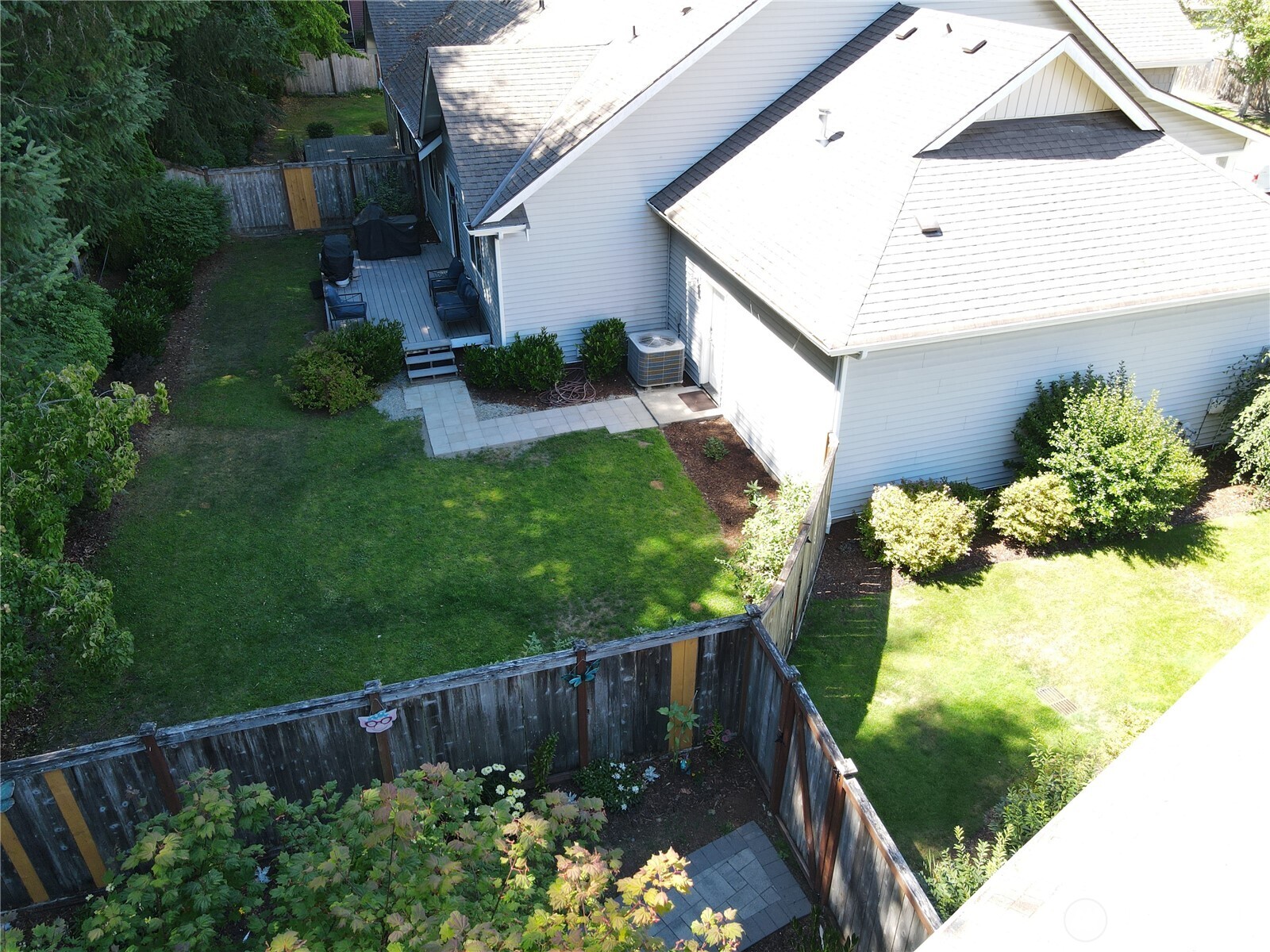 2978 Martin Place Property Photo 25