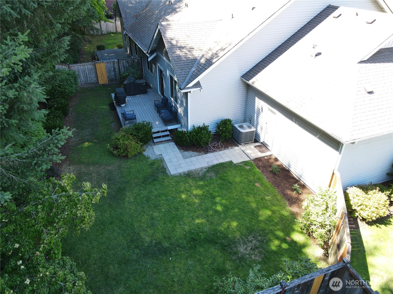 2978 Martin Place Property Photo 26