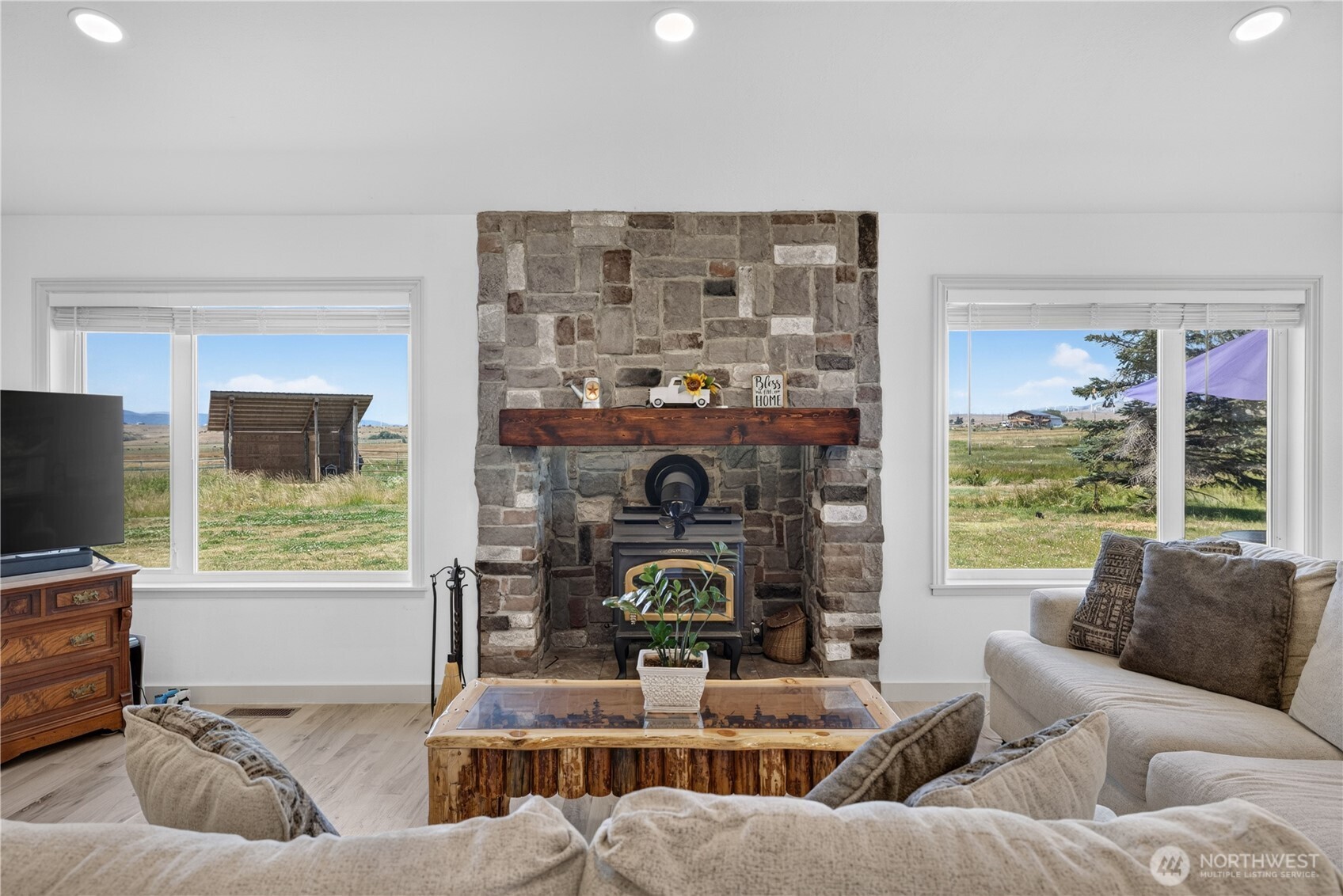 430 Back Country Drive Property Photo 12