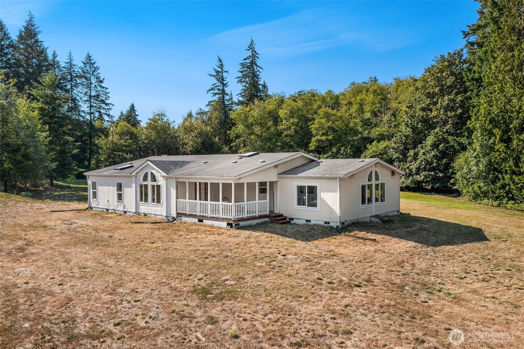 16010 109th Ave Sw Property Photo 1