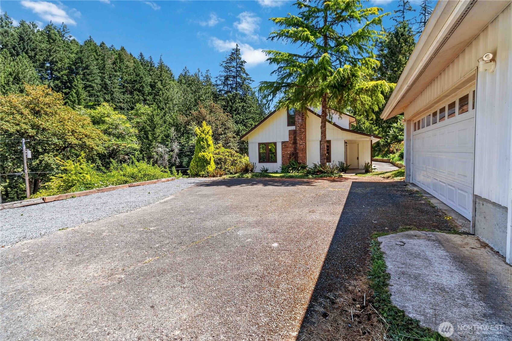 1790 Little Hanaford Road Property Photo 4
