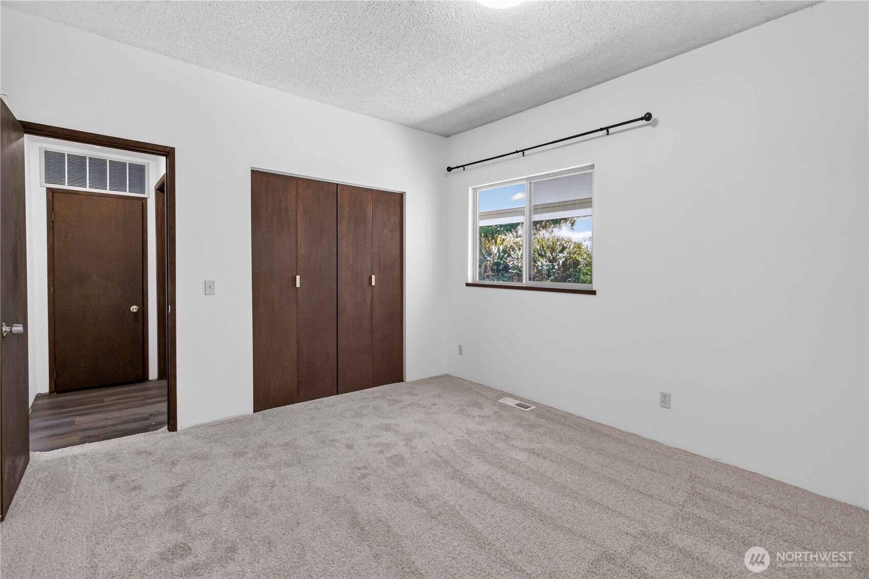 1790 Little Hanaford Road Property Photo 17