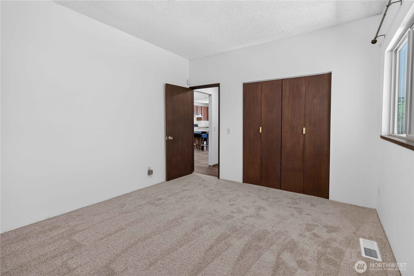 1790 Little Hanaford Road Property Photo 18