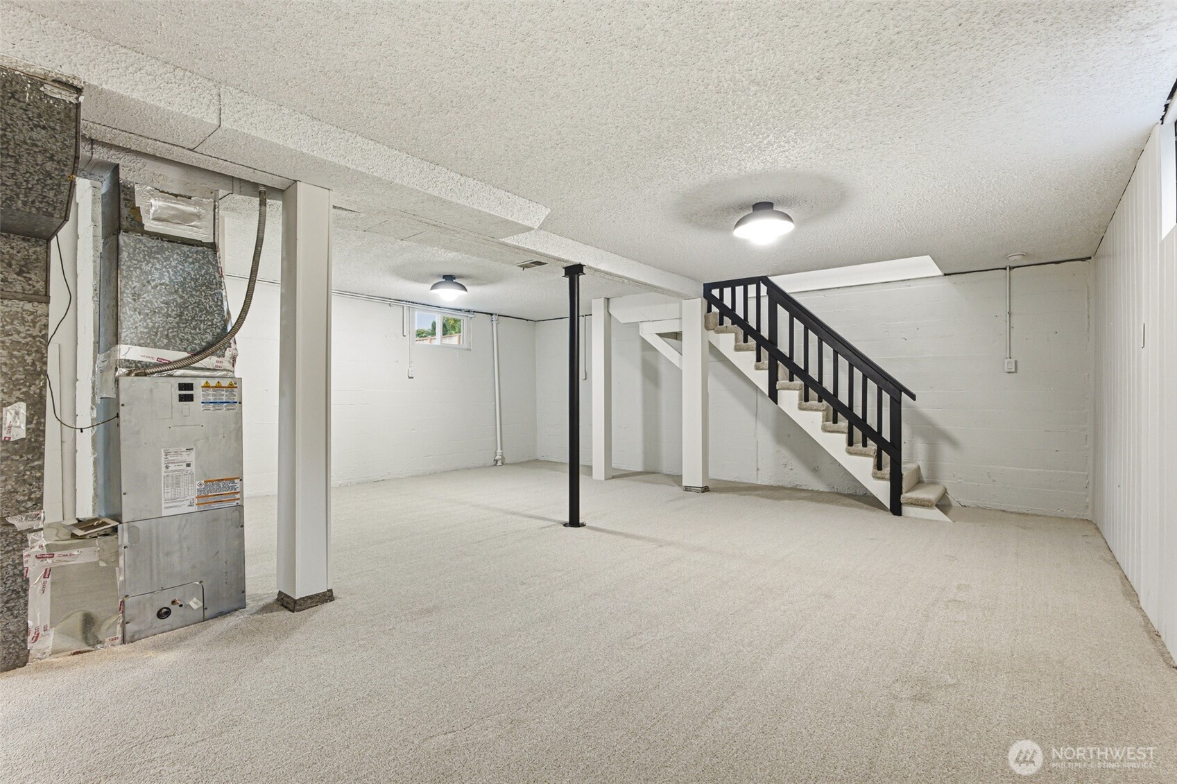 924 E 57th Street Property Photo 19