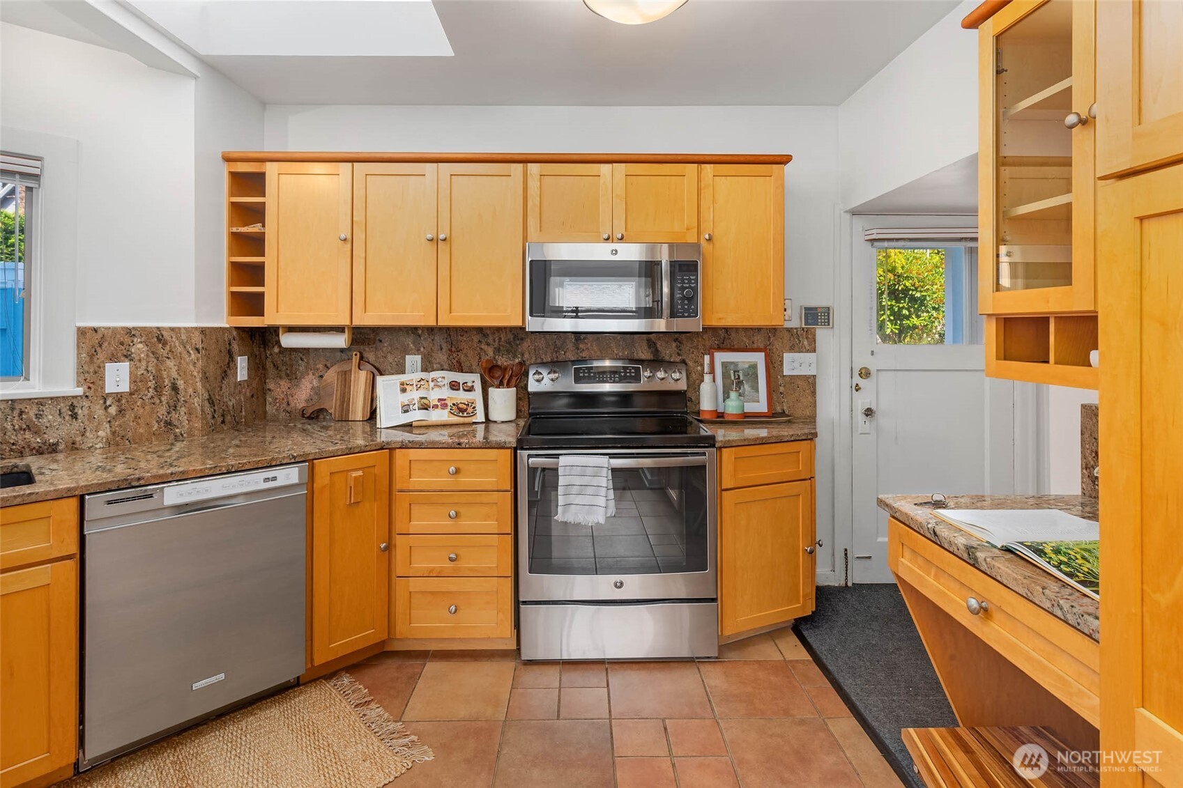 2342 Nw 98th Street Property Photo 17