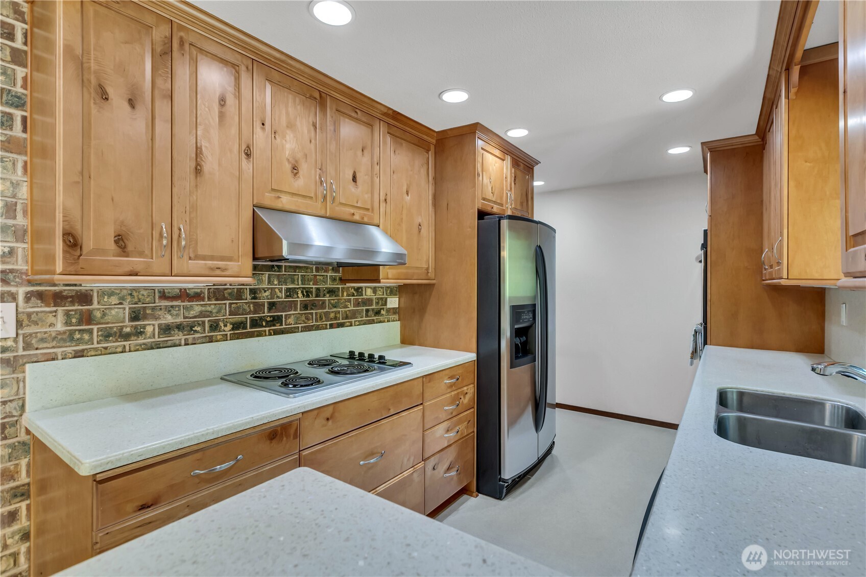 3221 57th Street Property Photo 11
