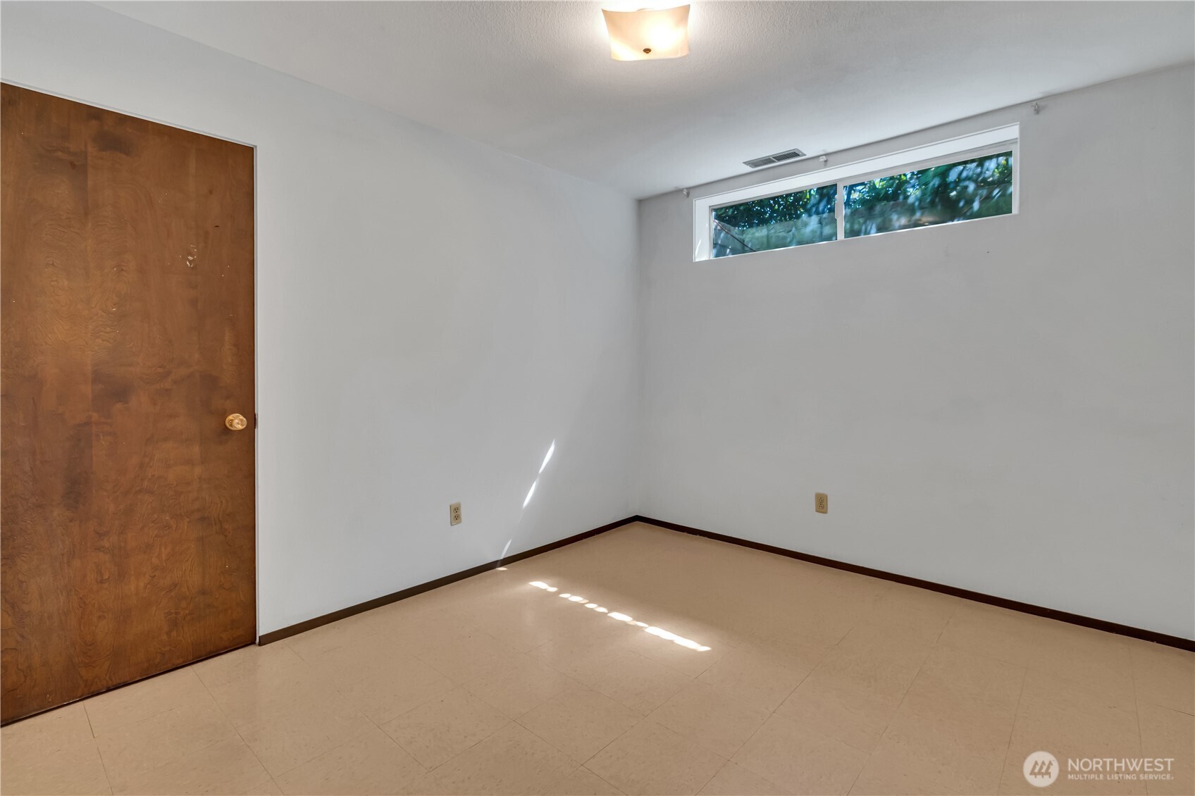 3221 57th Street Property Photo 24