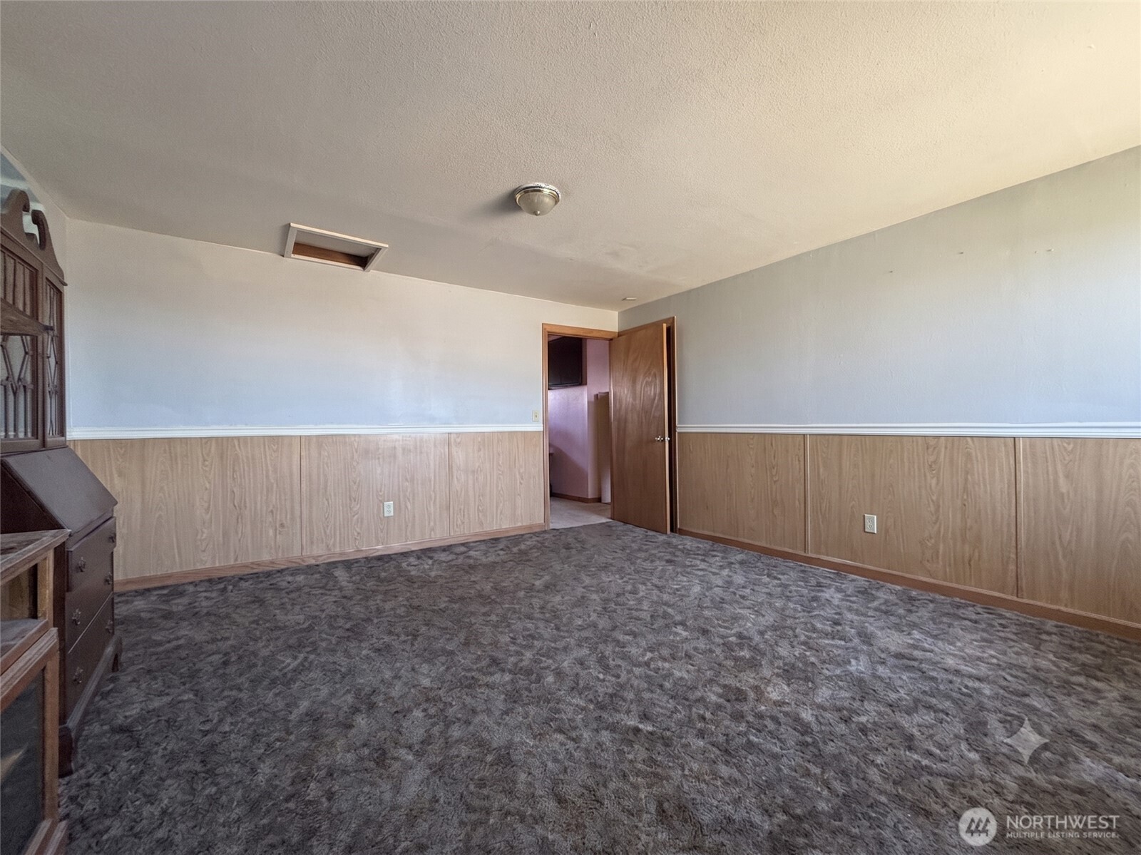 2745 Ne Westshore Dr Property Photo 5