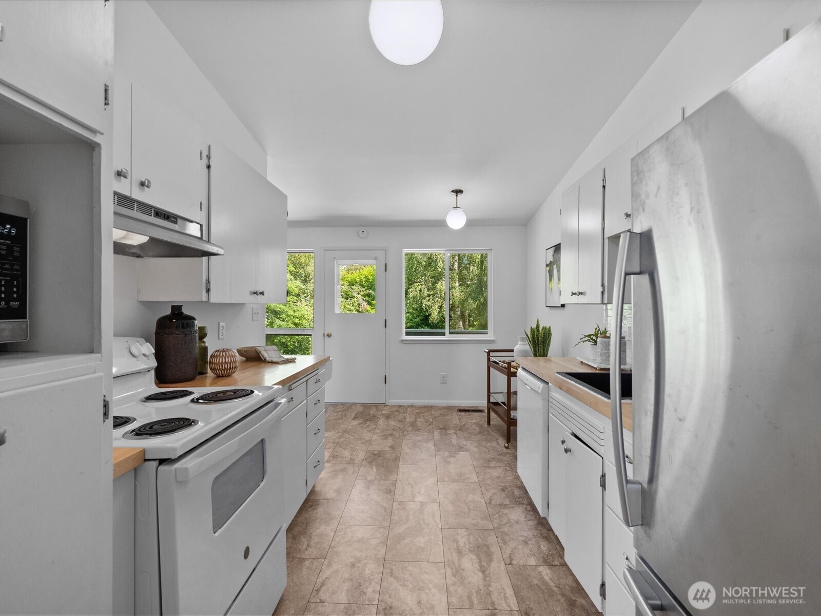 817 Olympic Boulevard A Property Photo 6