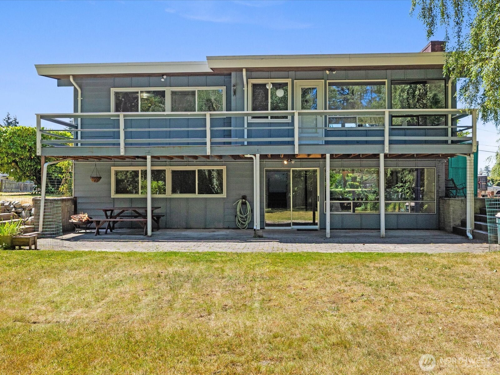 817 Olympic Boulevard A Property Photo 31