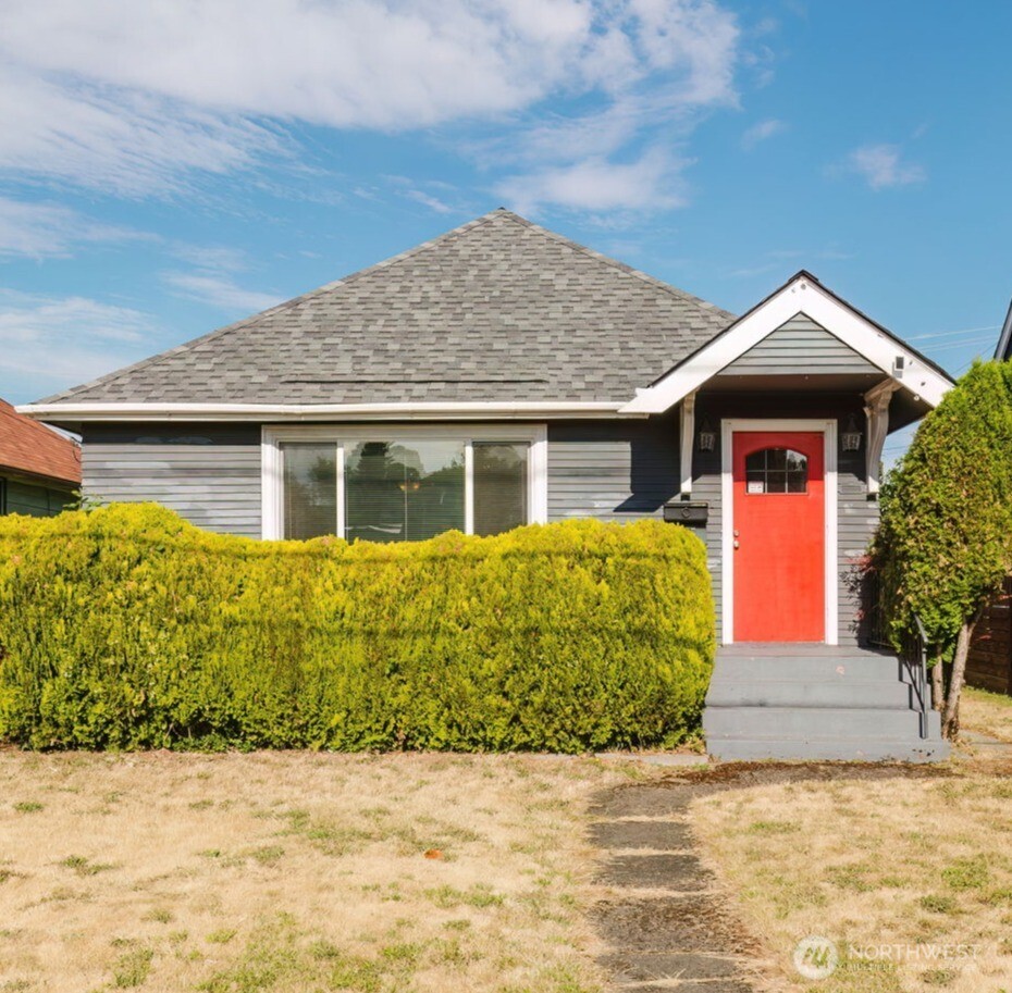 1108 Warren Avenue Property Photo 1