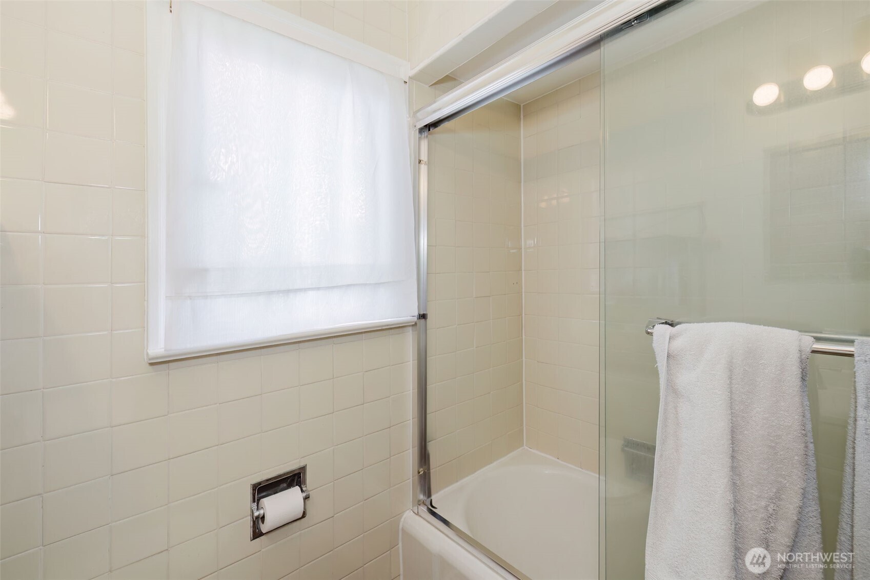 1108 Warren Avenue Property Photo 28