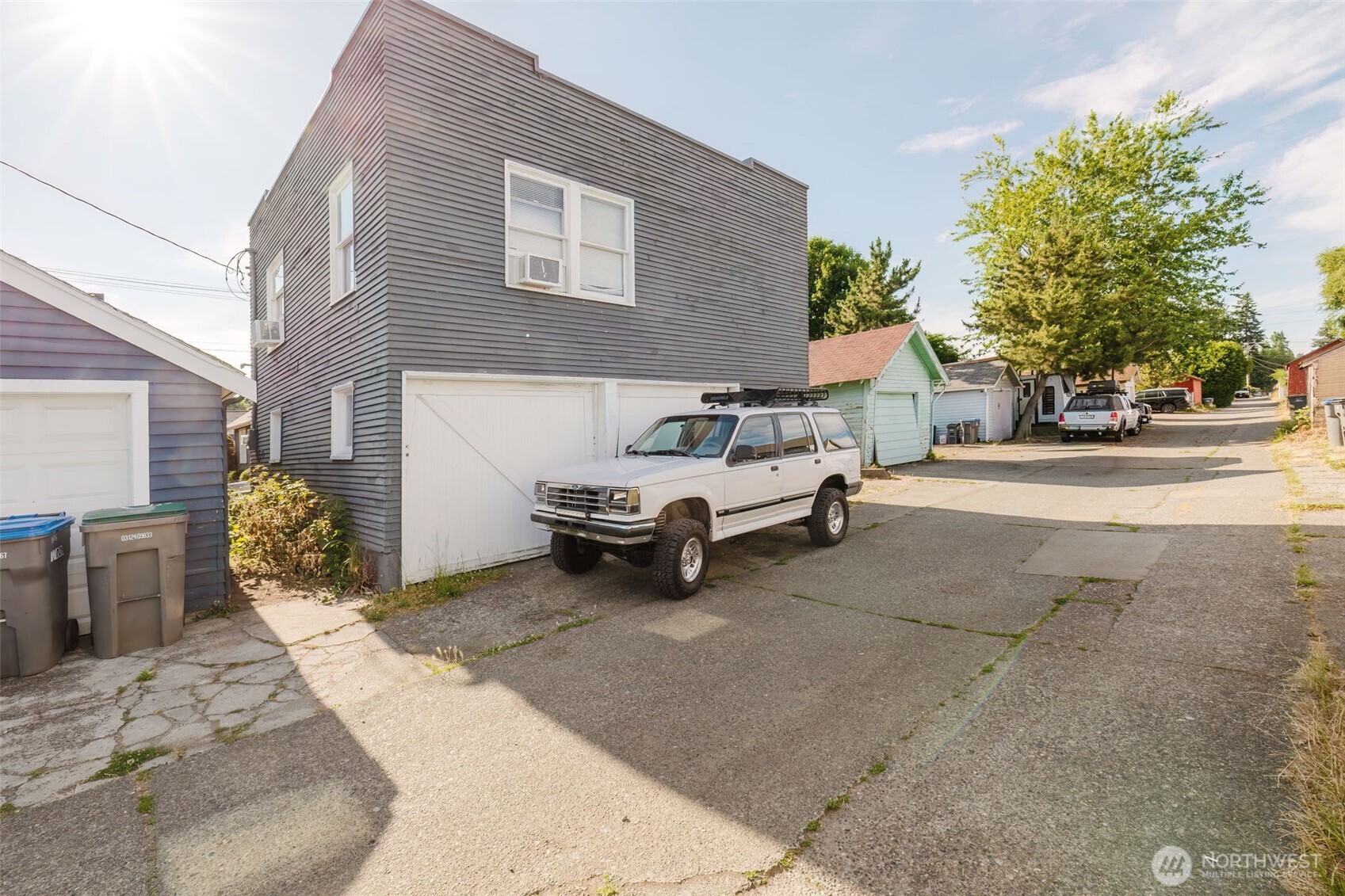 1108 Warren Avenue Property Photo 31