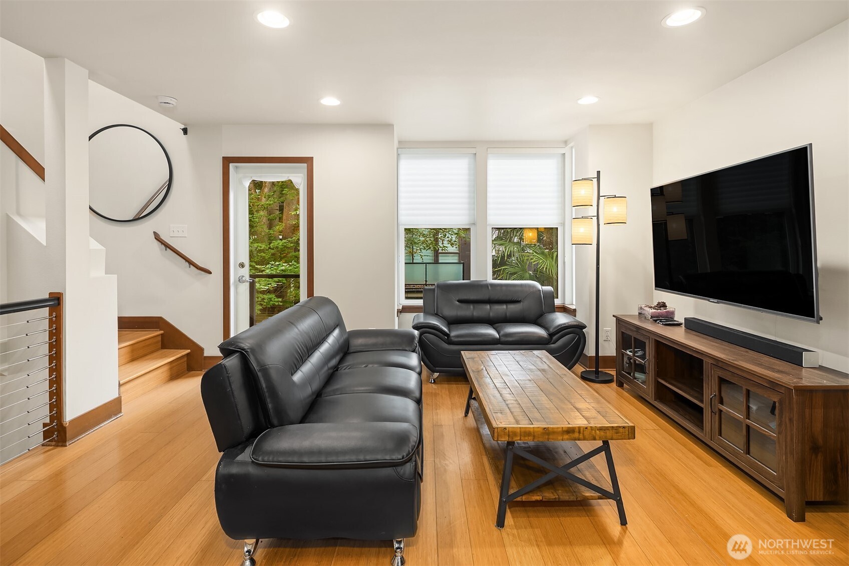 3635 Greenwood Avenue B Property Photo 12