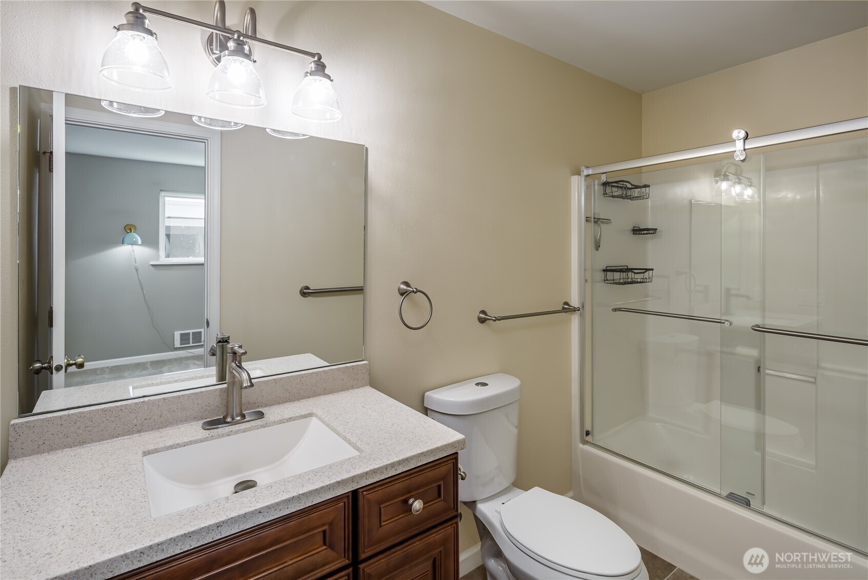 407 N Gifford Avenue Property Photo 21