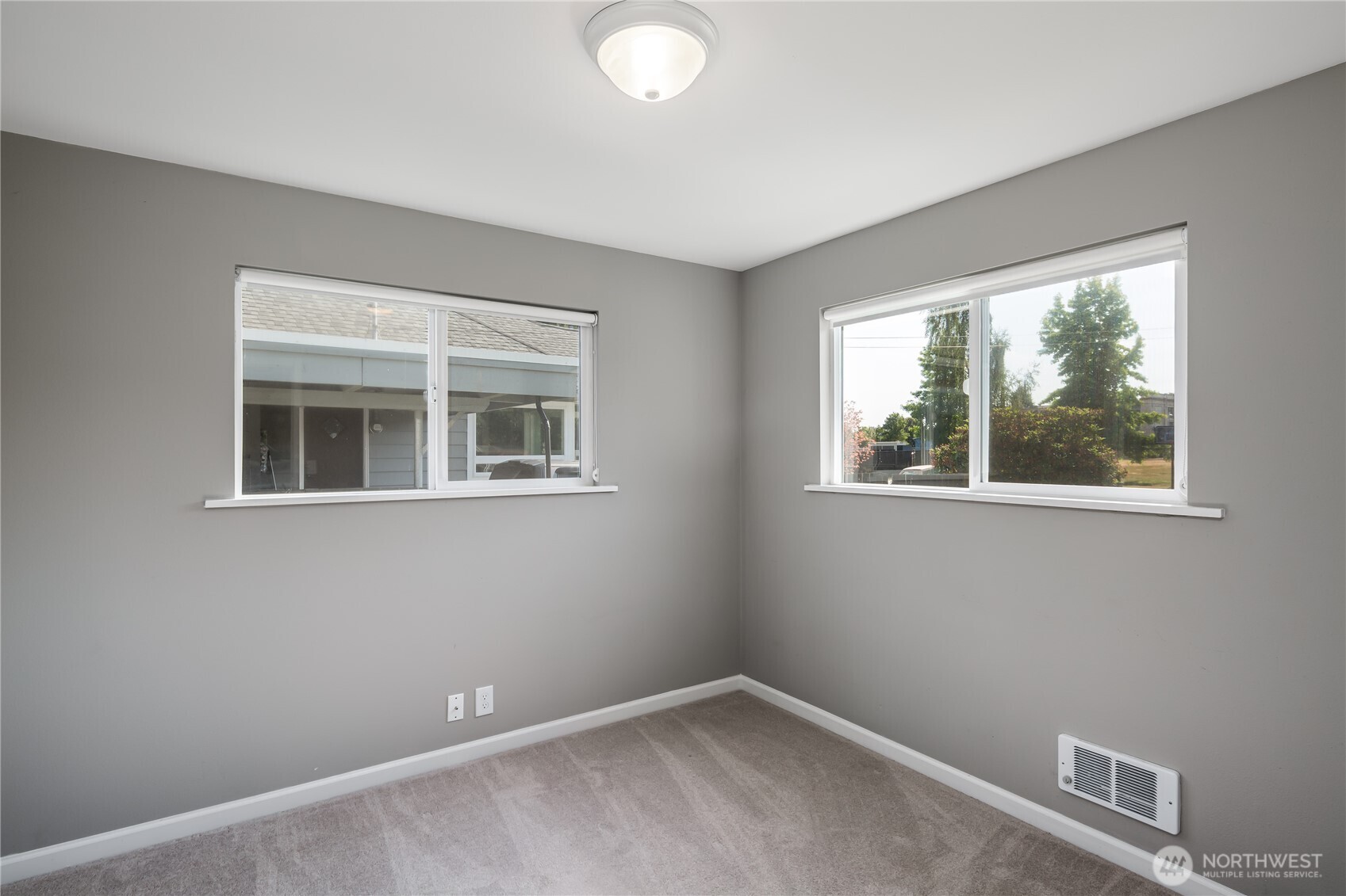 407 N Gifford Avenue Property Photo 22