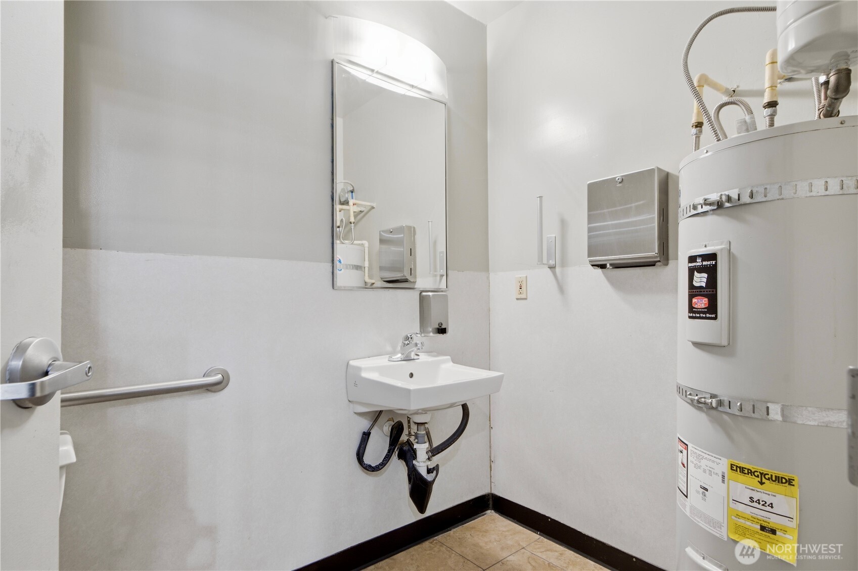 1125 E Olive Street C Property Photo 15
