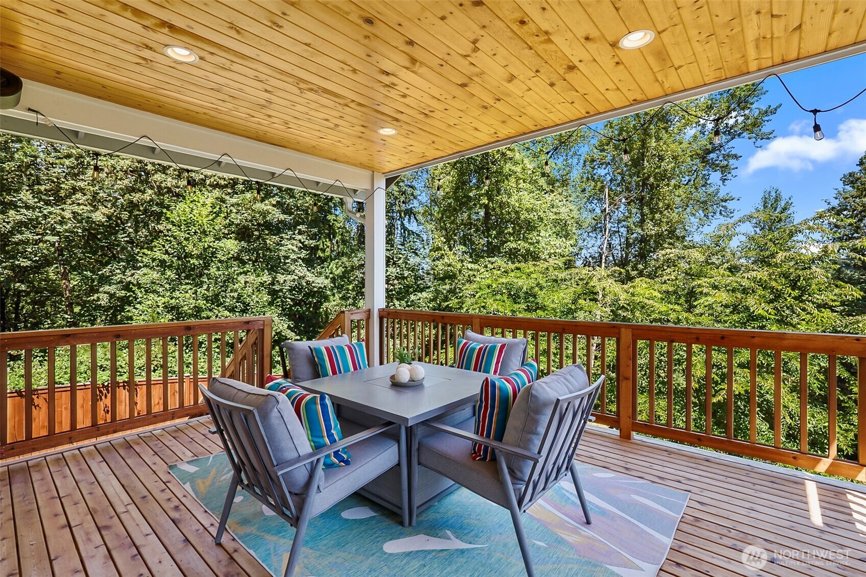 5517 159th Avenue Property Photo 11