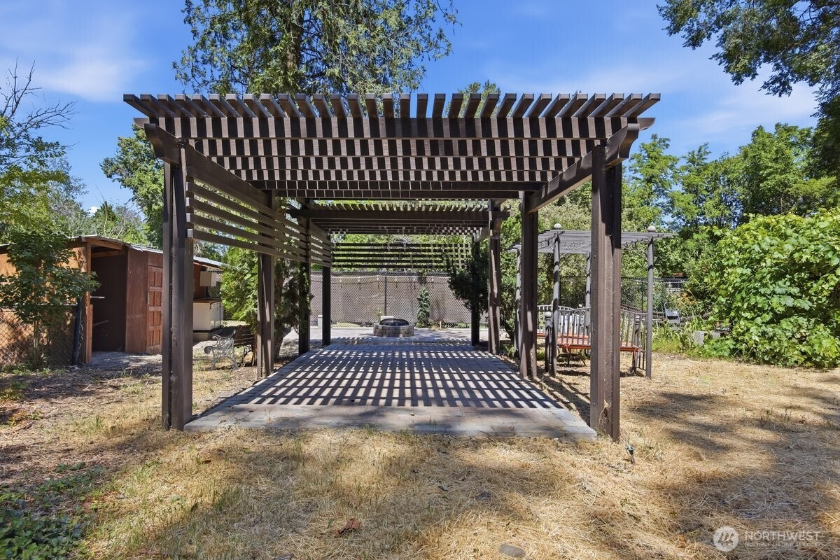 76704 N Yakima River Road Property Photo 8