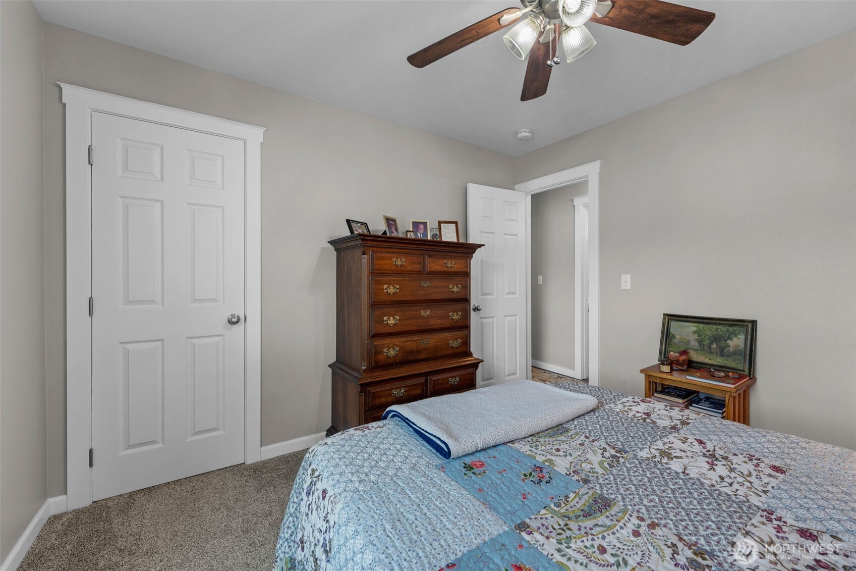 2887 Martin Street Property Photo 28