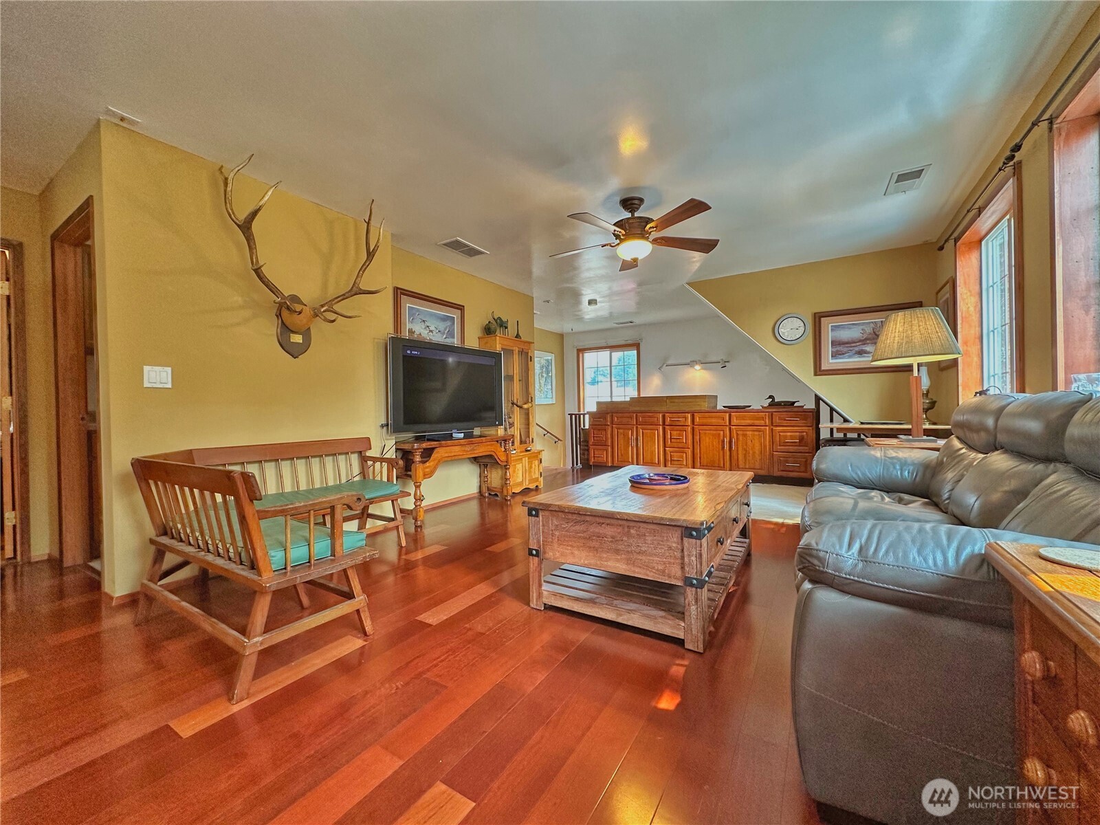 400 Partello Park Property Photo 9