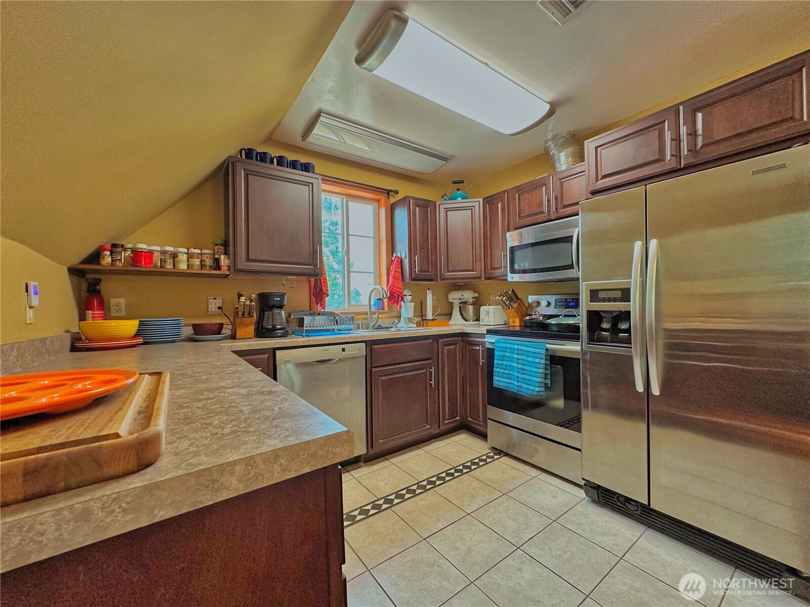 400 Partello Park Property Photo 11