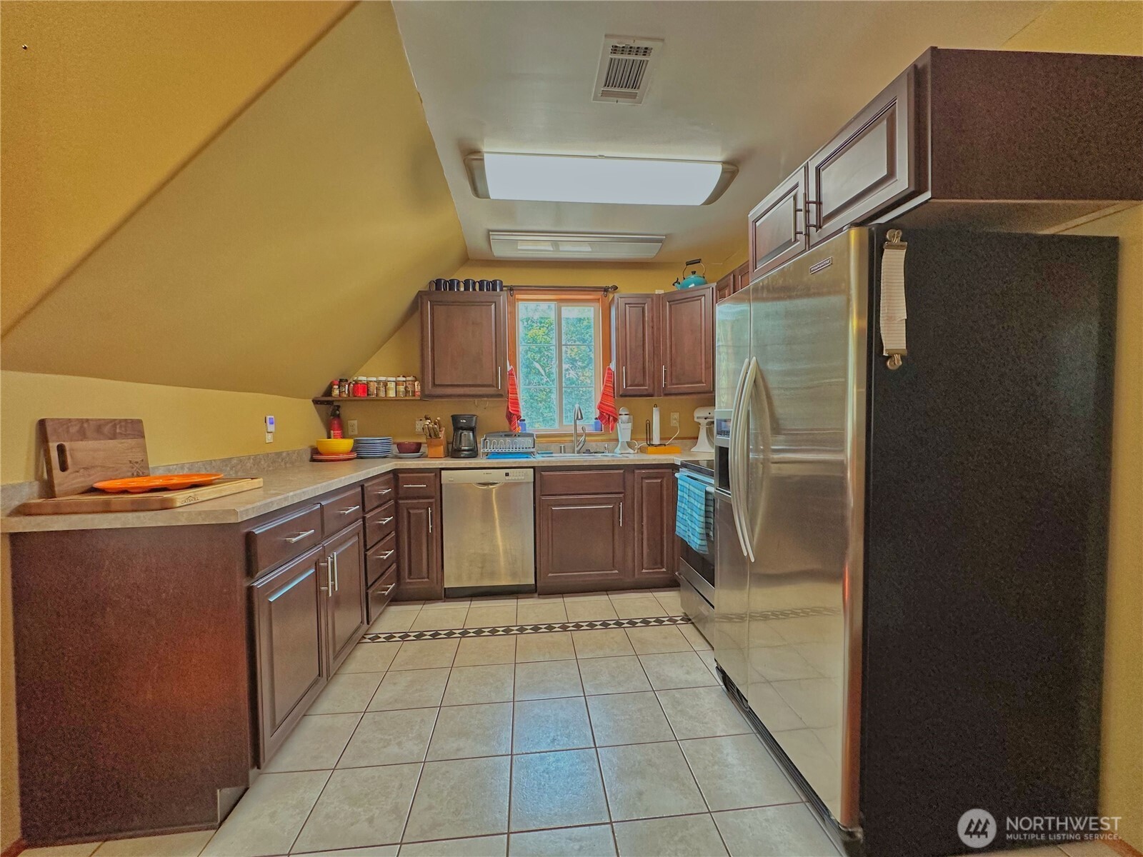 400 Partello Park Property Photo 12