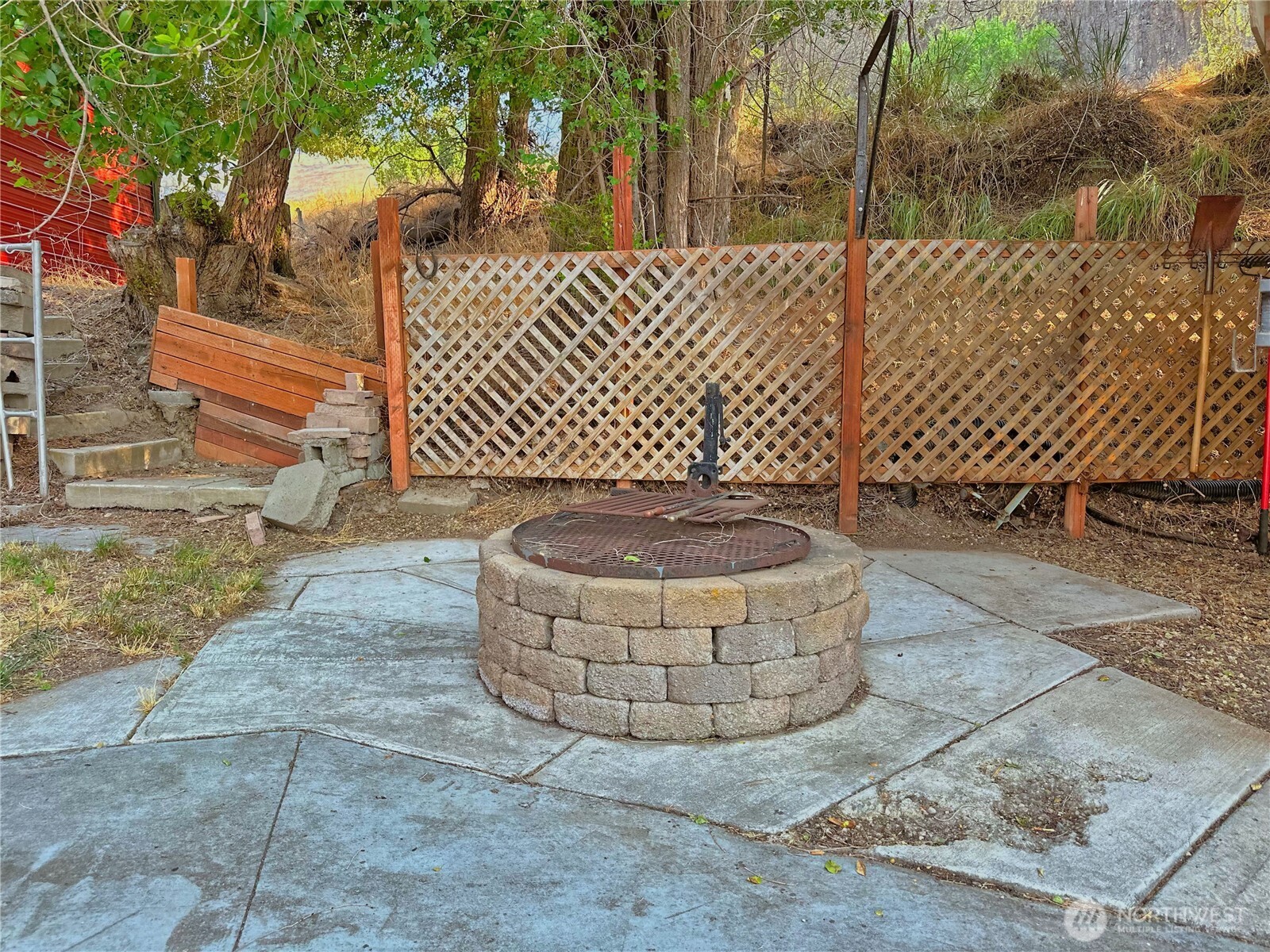 400 Partello Park Property Photo 32