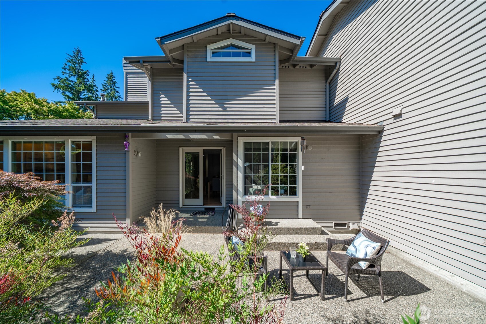 6640 114th Avenue Property Photo 2