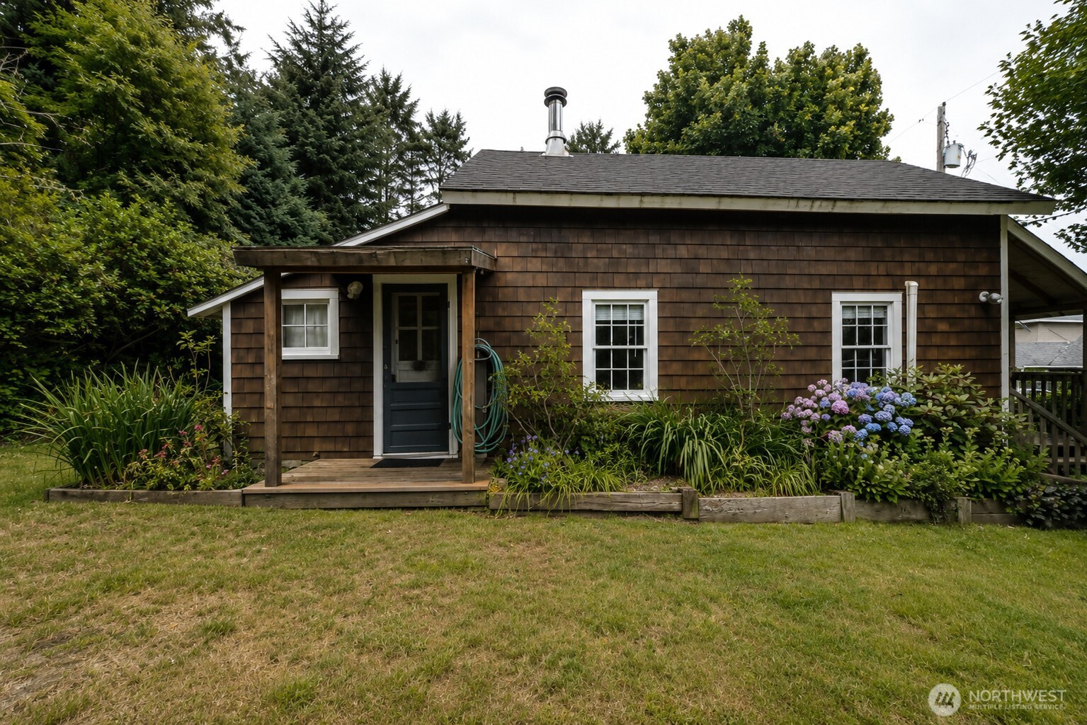 26403 Park Property Photo 2