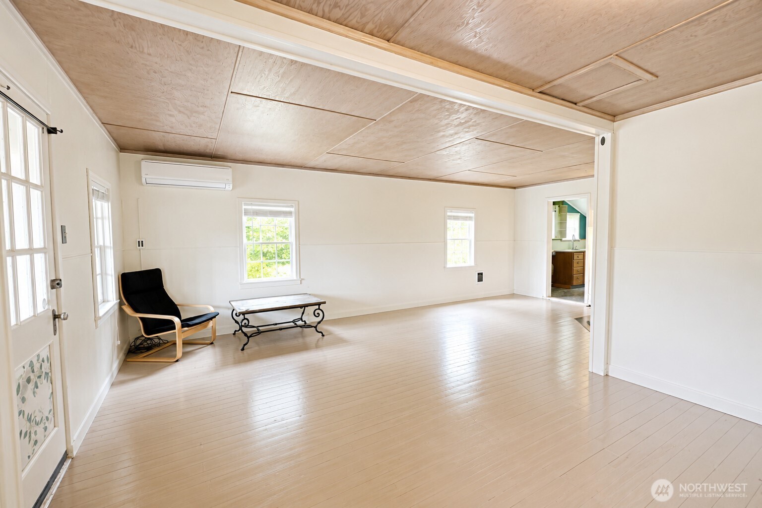 26403 Park Property Photo 7