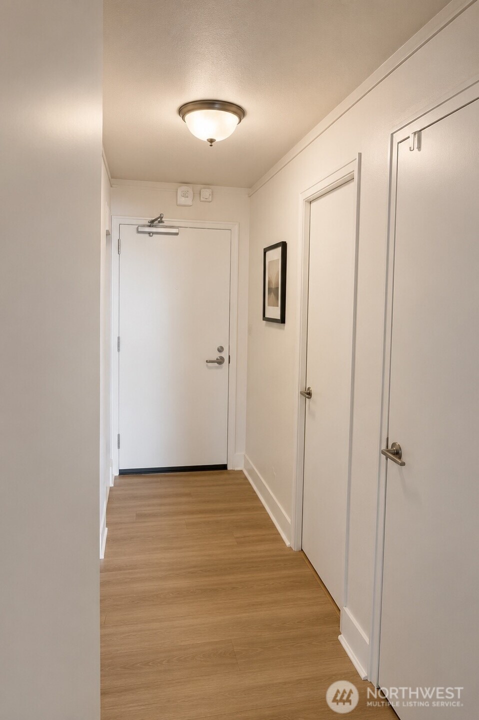 1105 Spring 901 Property Photo 6