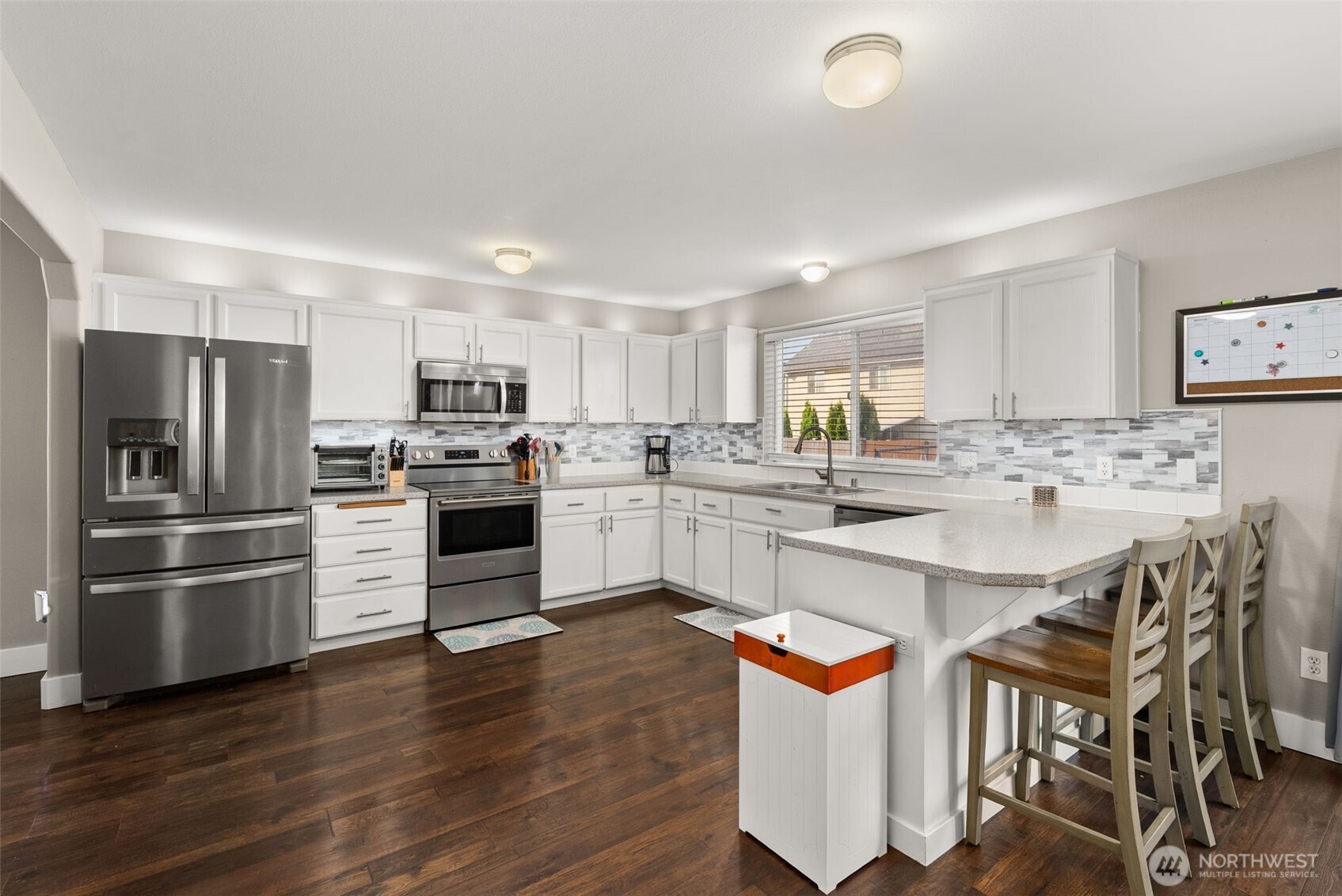 9156 Canal Road Property Photo 10