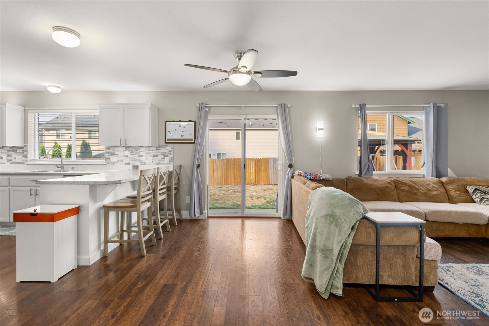 9156 Canal Road Property Photo 15