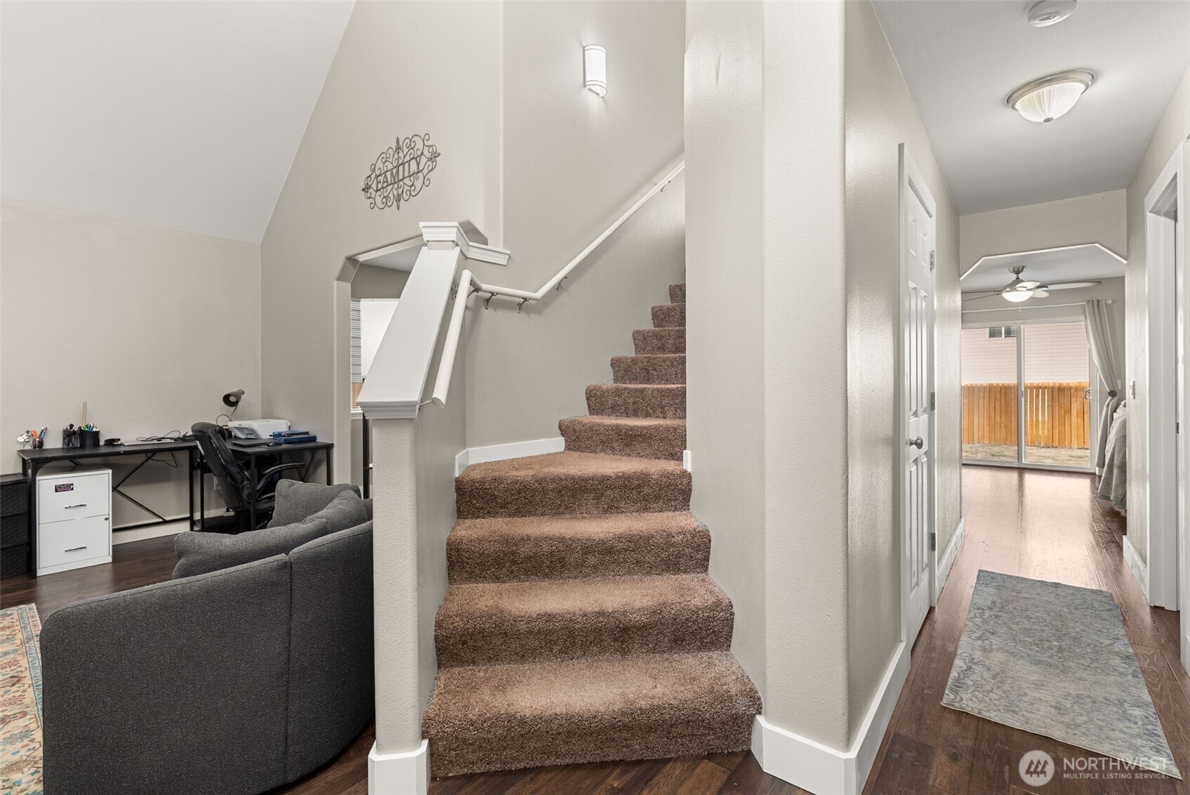 9156 Canal Road Property Photo 18