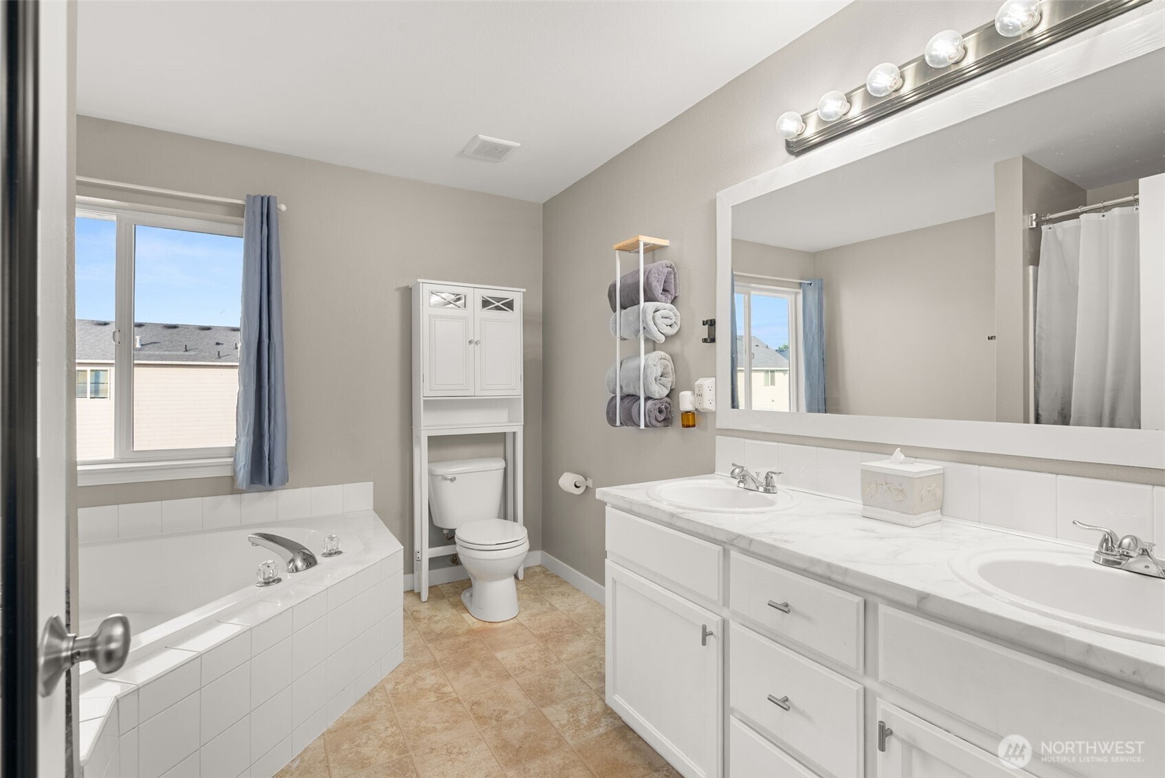 9156 Canal Road Property Photo 23