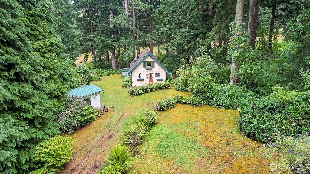 12 B Port Susan Drive Property Photo 6
